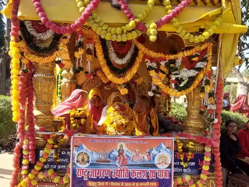 शांतिकुंज के 100 वर्षीय अखंड दीप की दिव्य ऊर्जा अब आपके द्वार: चिड़ावा में 'आध्यात्मिक प्रकाश यात्रा' का भव्य शंखनाद!